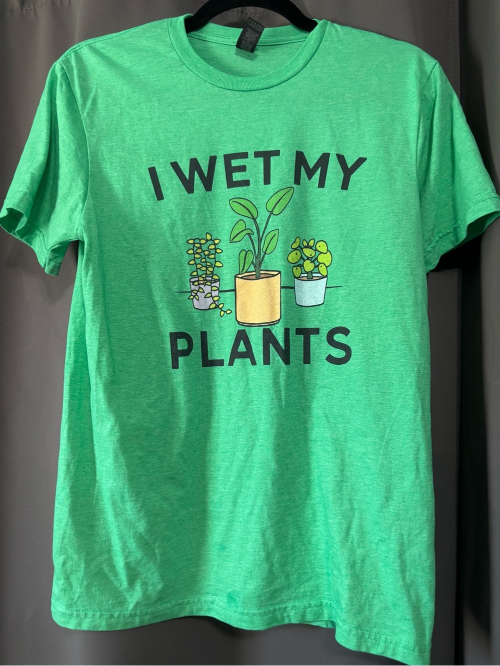 Gildan Green 'I Wet My Plants' Graphic Tee